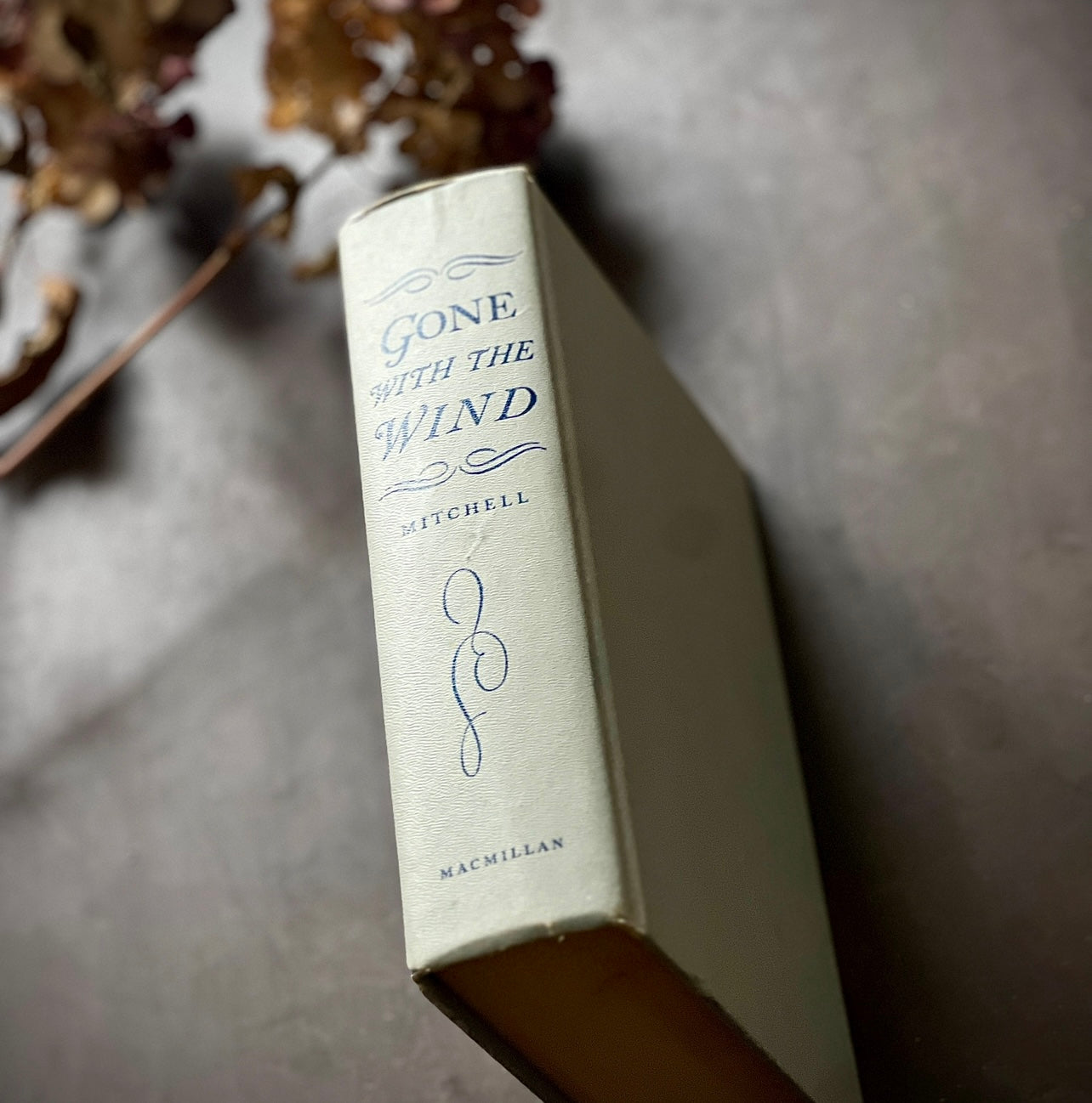 Gone With the Wind by Margaret Mitchell (1964) — Macmillan Company