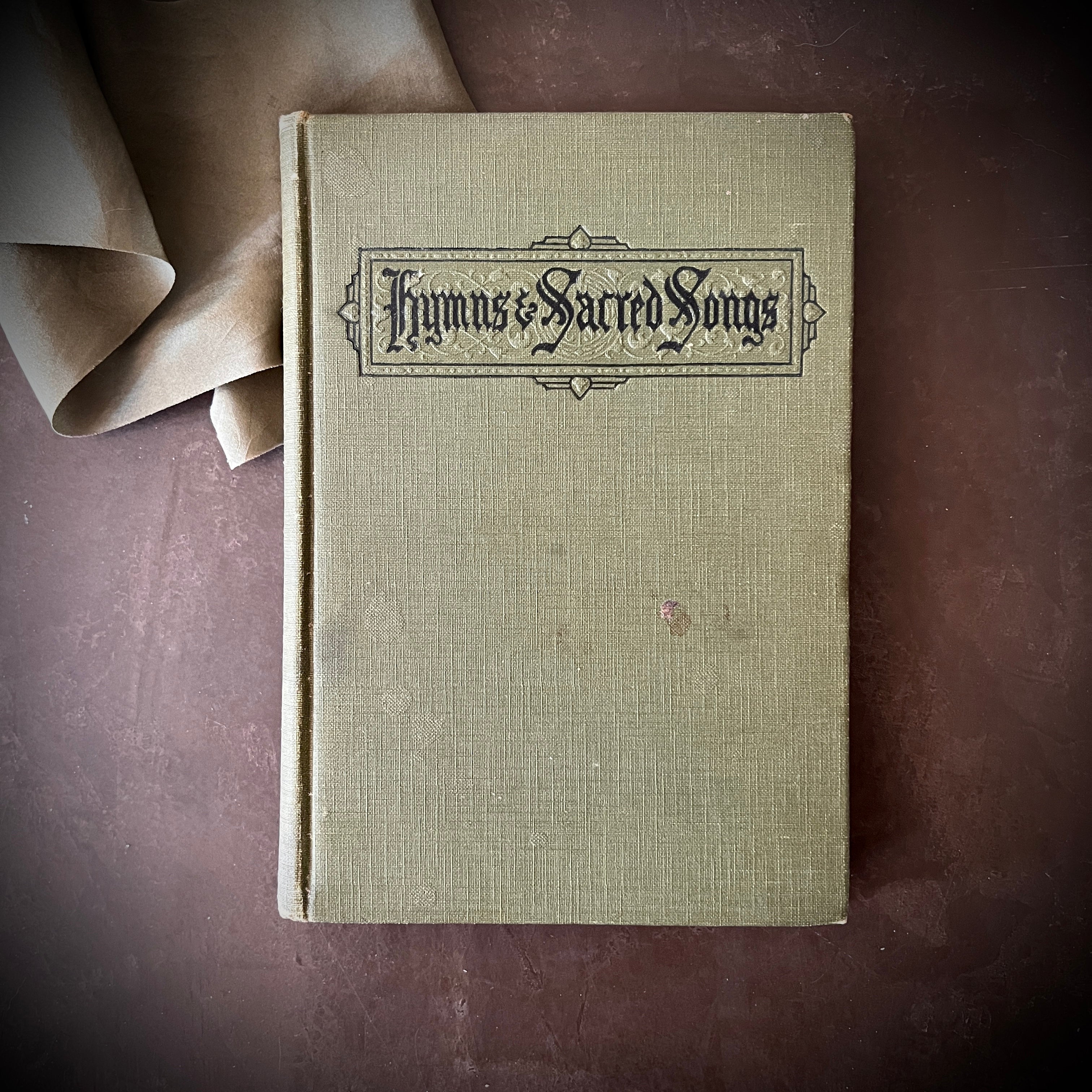 Hymns of the Ages(中古品) Hymns & Sacred Songs | Antique Hymnal |1918 – Honey Bee Mill