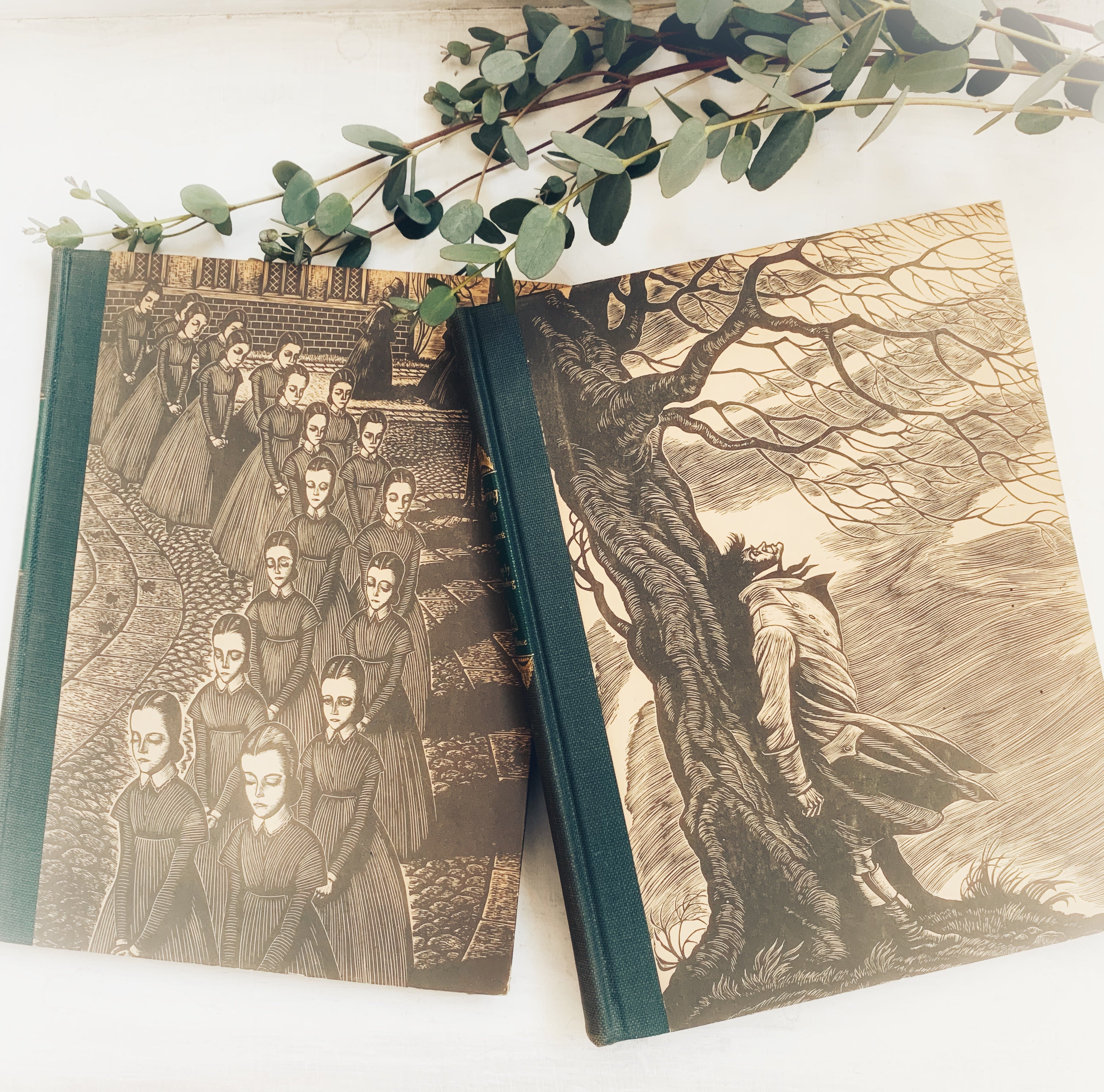 1943 - Jane Eyre & Wuthering Heights – Honey Bee Mill