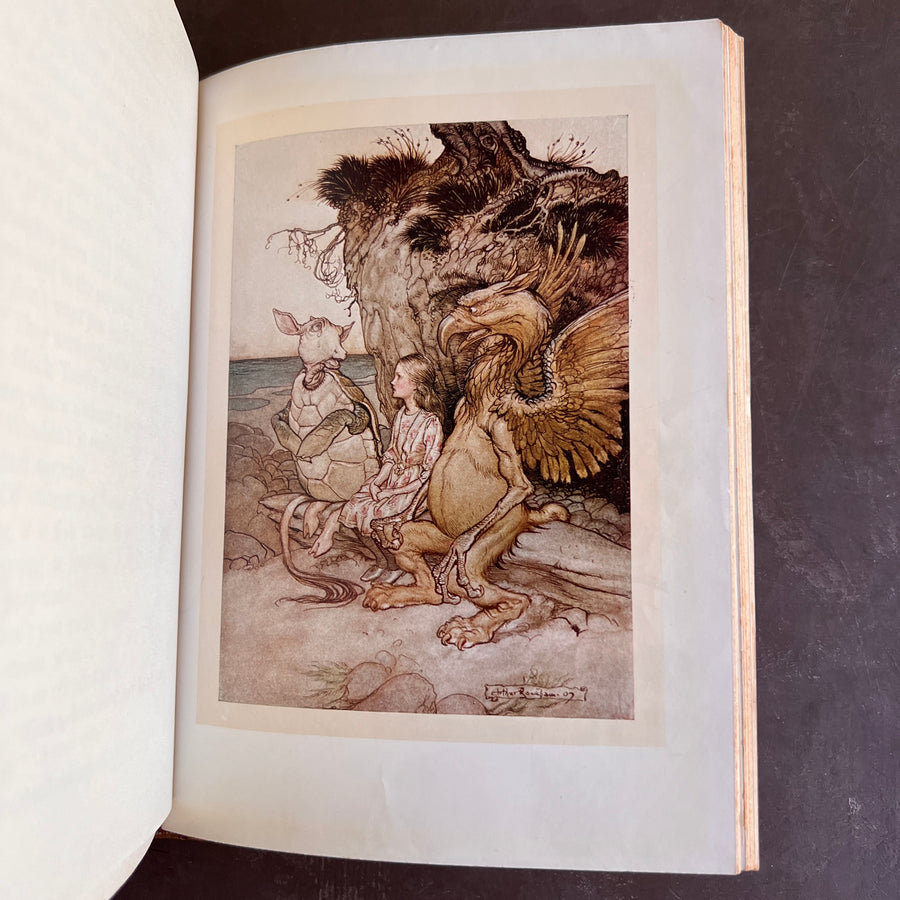 1928 - Alice’s Adventures In Wonderland, Arthur Rackham Illustrated