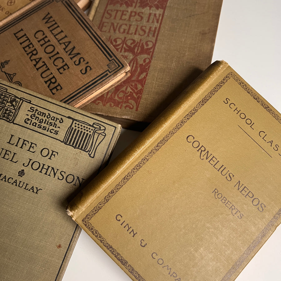 Vintage Reader Collection | Neutral Hues