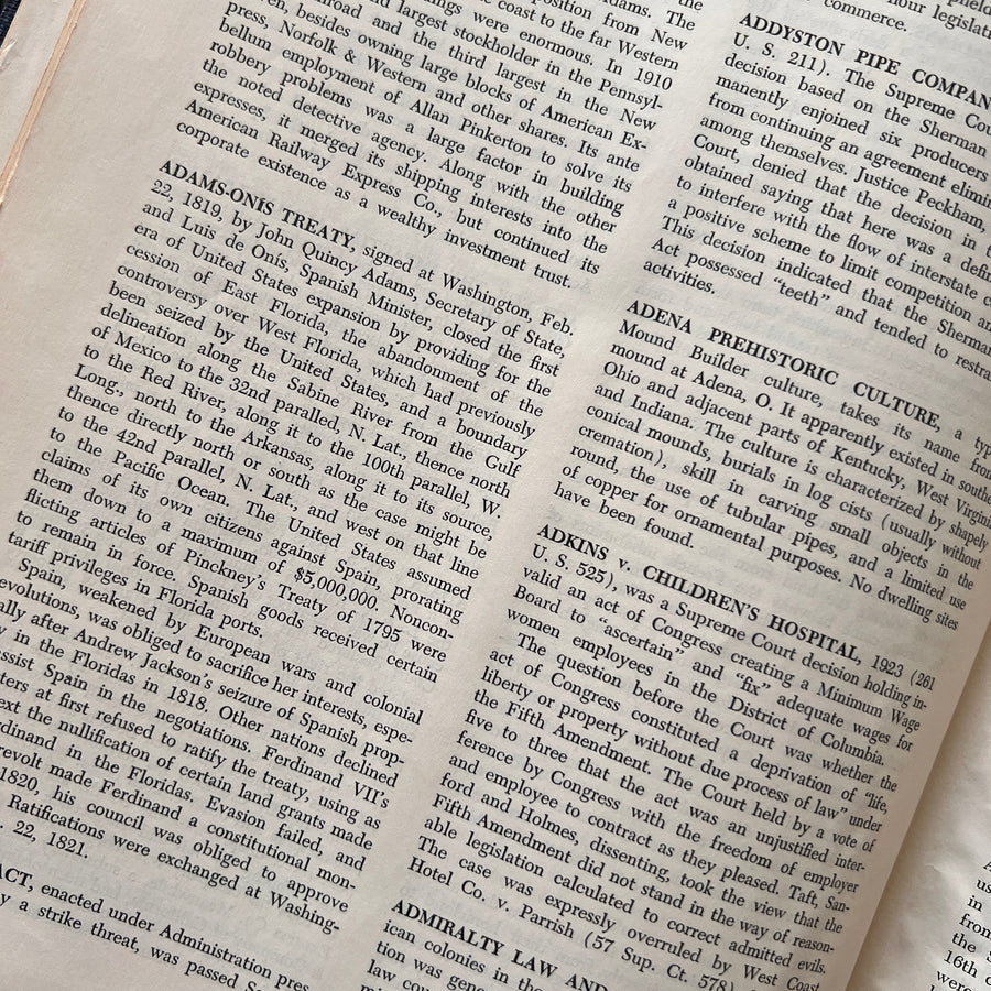 1962 - Concise Dictionary of American History