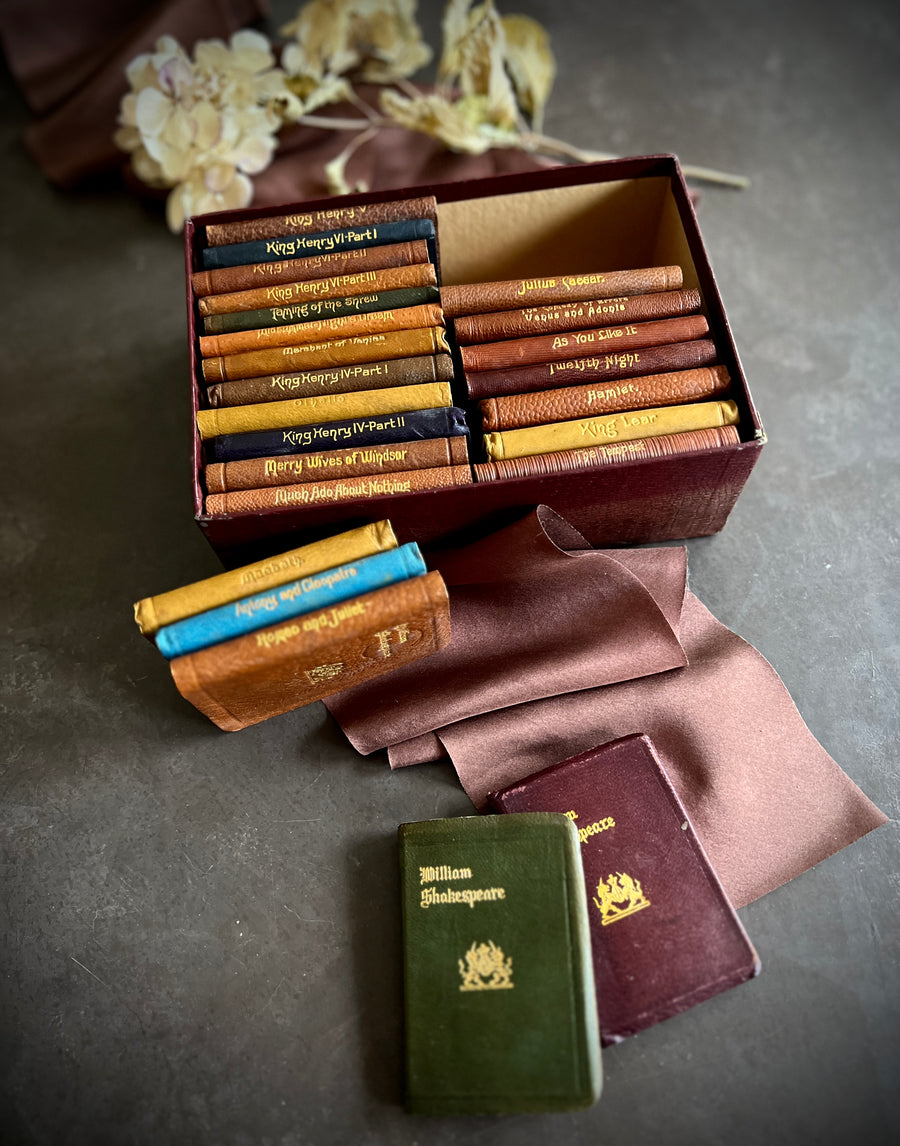 William Shakespeare — Miniature Works (24-Volume Set in Original Box | Leather Bound | c. 1920