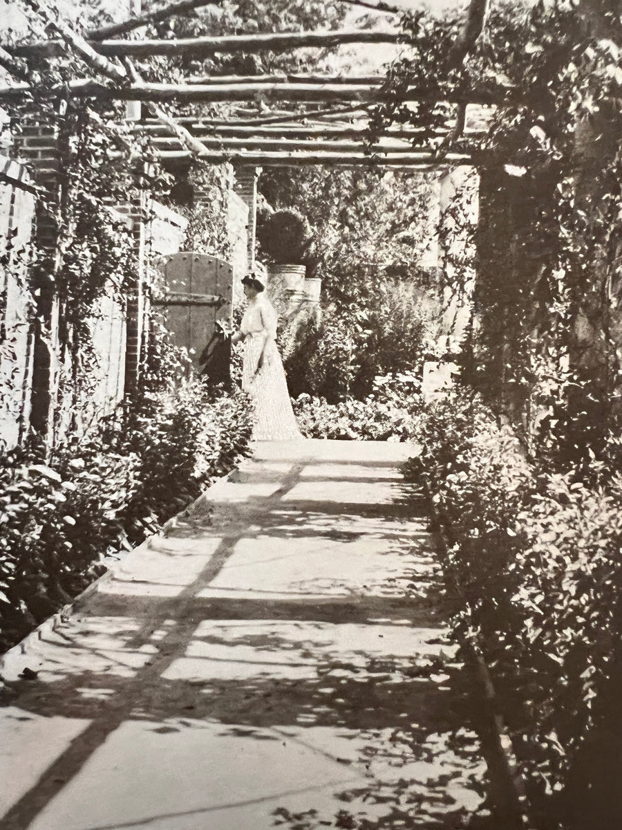 1911 - The Joy of Gardens