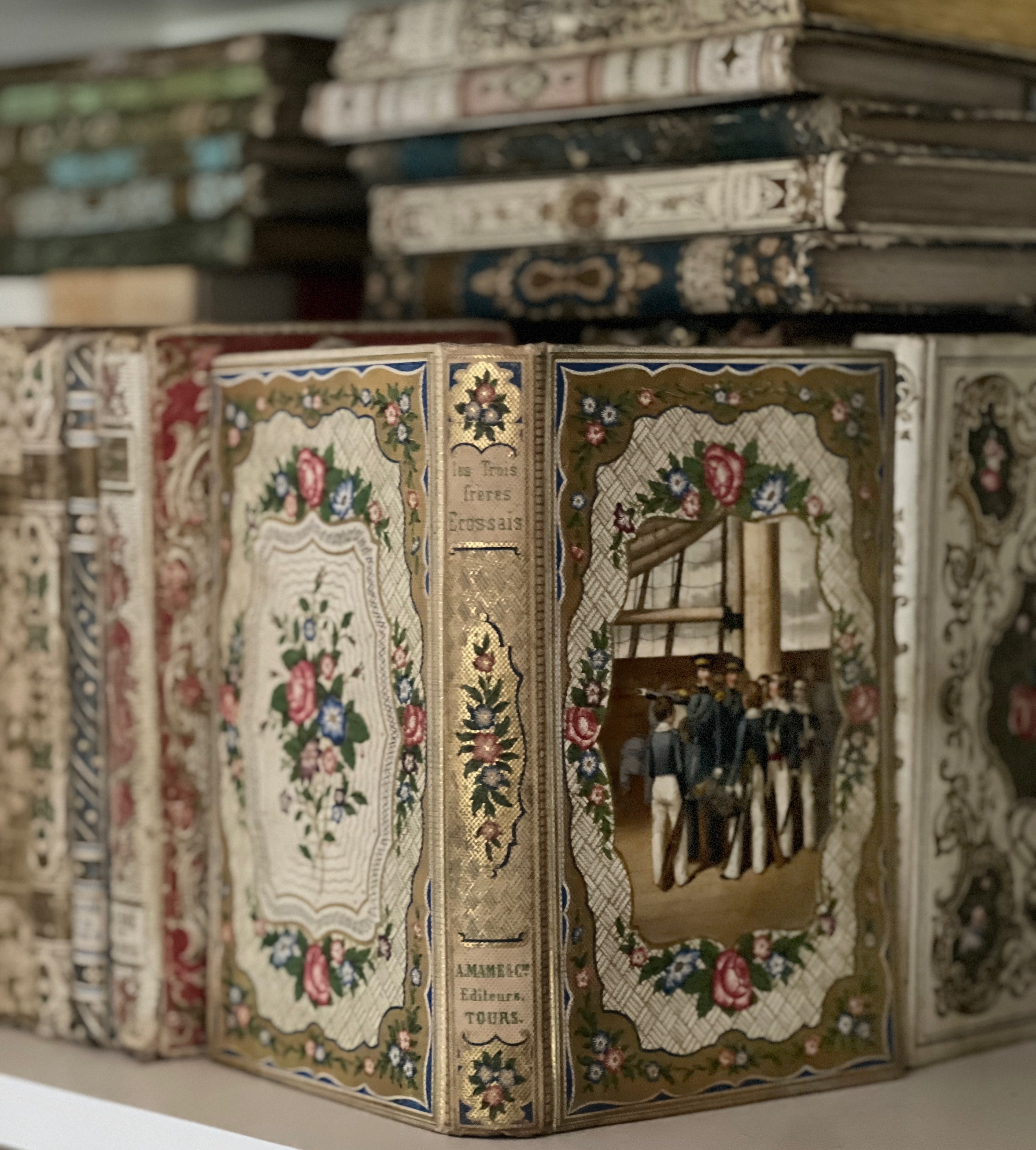 c.1850 - Les Trois Freres (French Romantique Cartonnage) – Honey