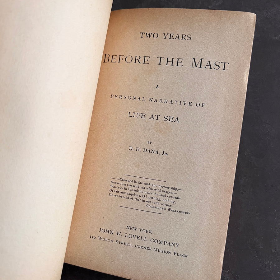 Two Years Before the Mast: A Personal Narrative of Life at Sea (Oxford Edition)