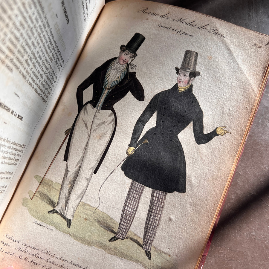 La Mode de Paris: Bulletin Officiel Des Modes (1833-1834) | Hand-Colored Plates