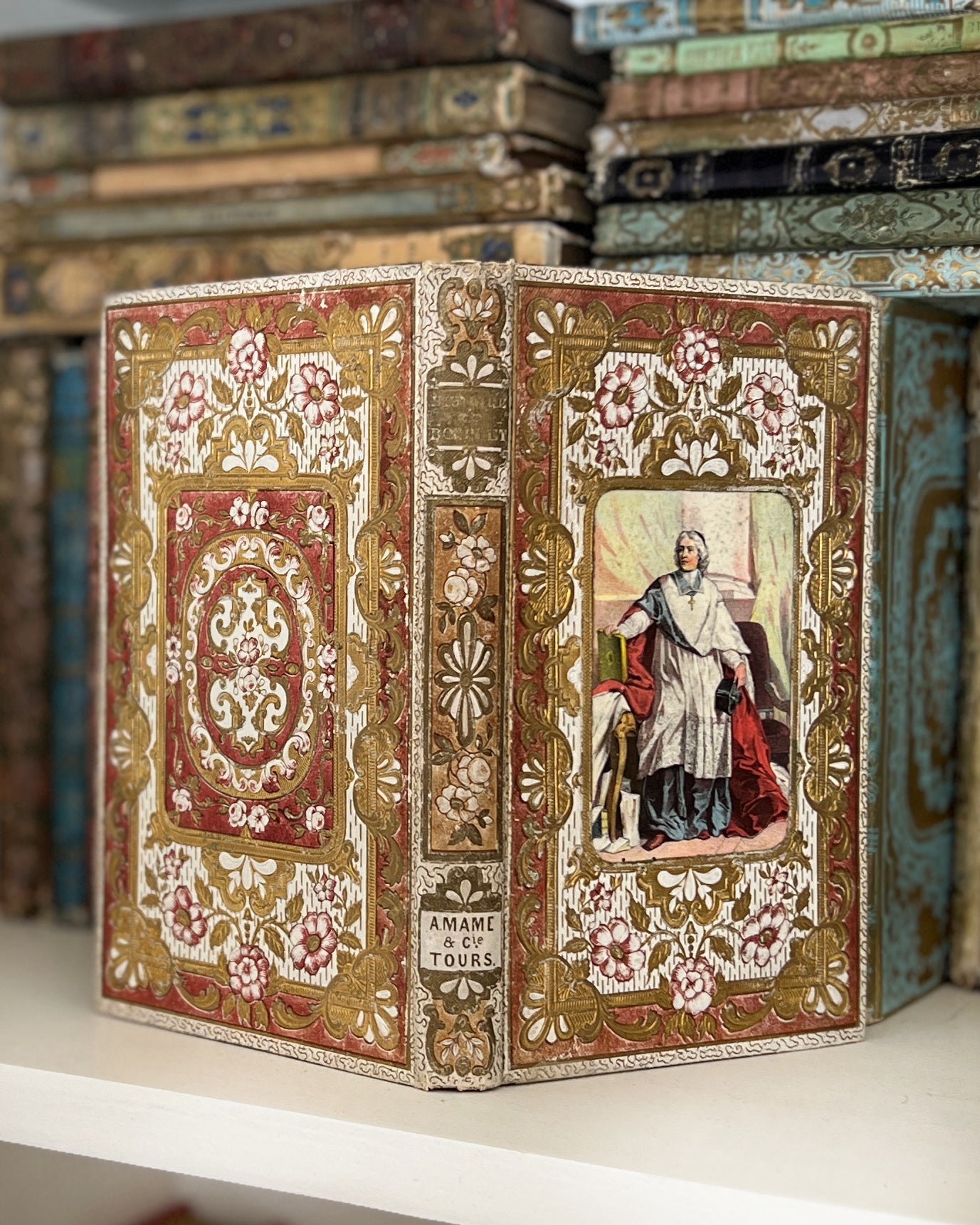 French | Cartonnage – Honey Bee Mill