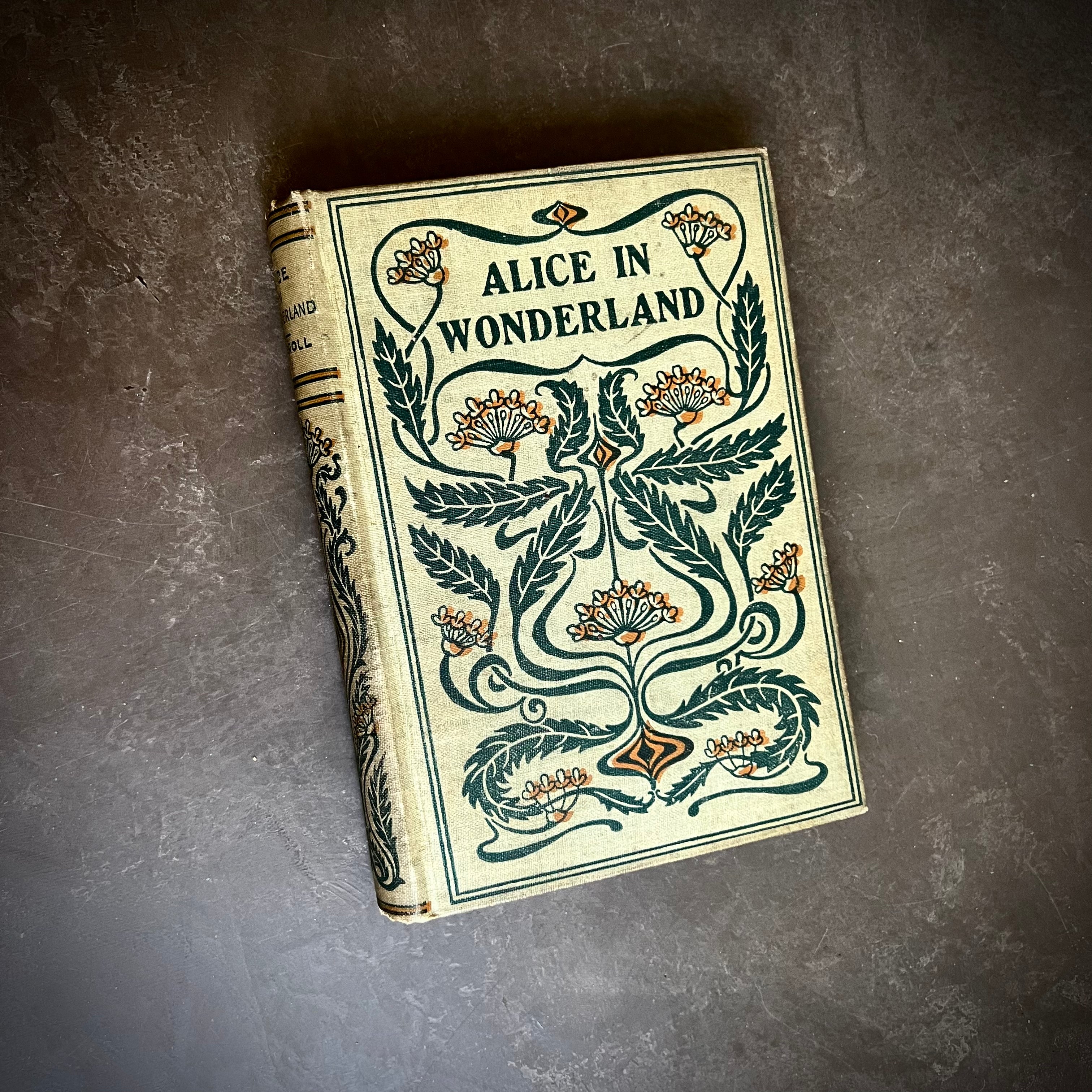 Alice's Adventures in Wonderland – Honey Bee Mill