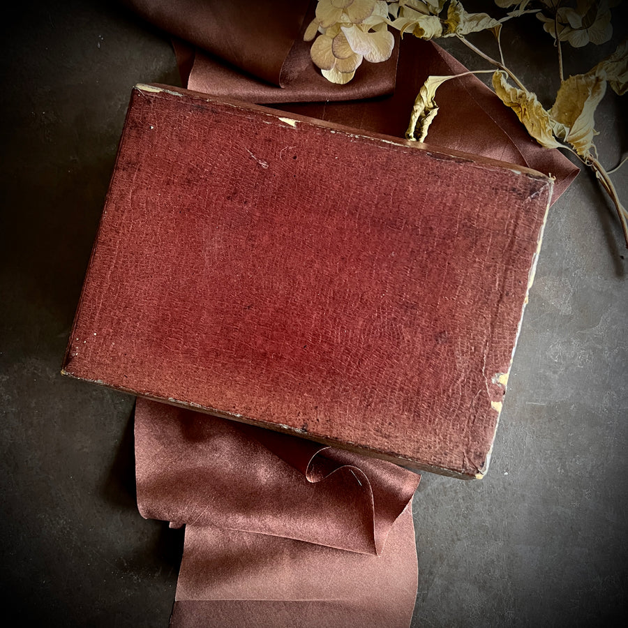 William Shakespeare — Miniature Works (24-Volume Set in Original Box | Leather Bound | c. 1920