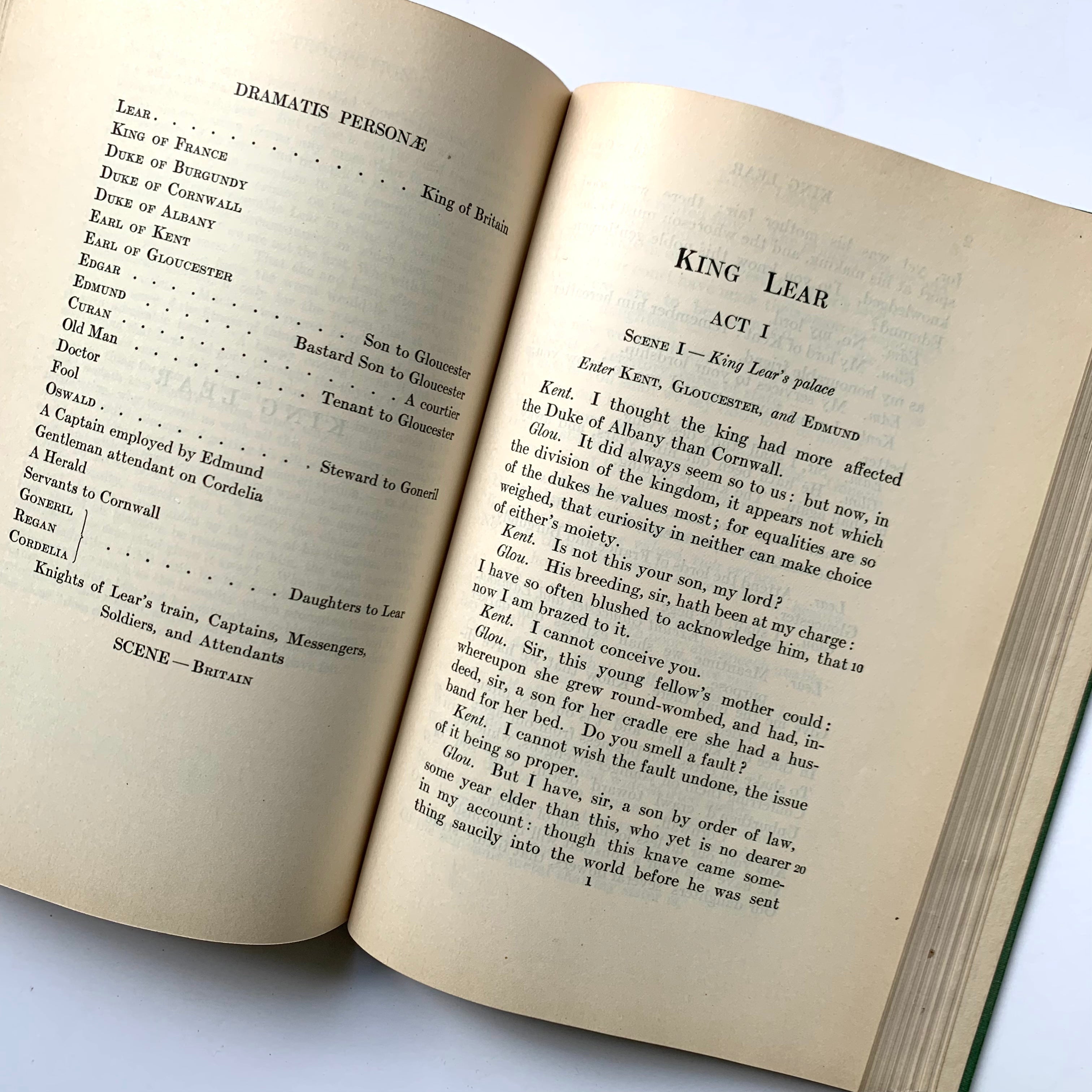 1917 - The Arden Shakespeare, Five Plays – Honey Bee Mill