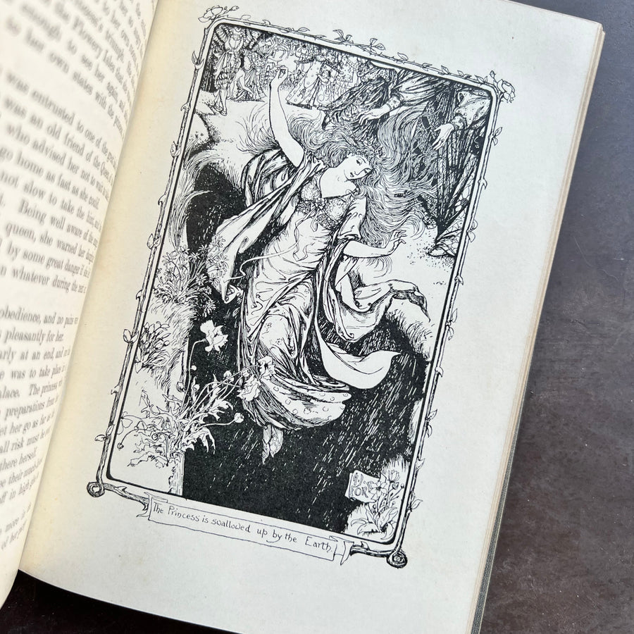 1900 - The Grey Fairy Book, First Edition