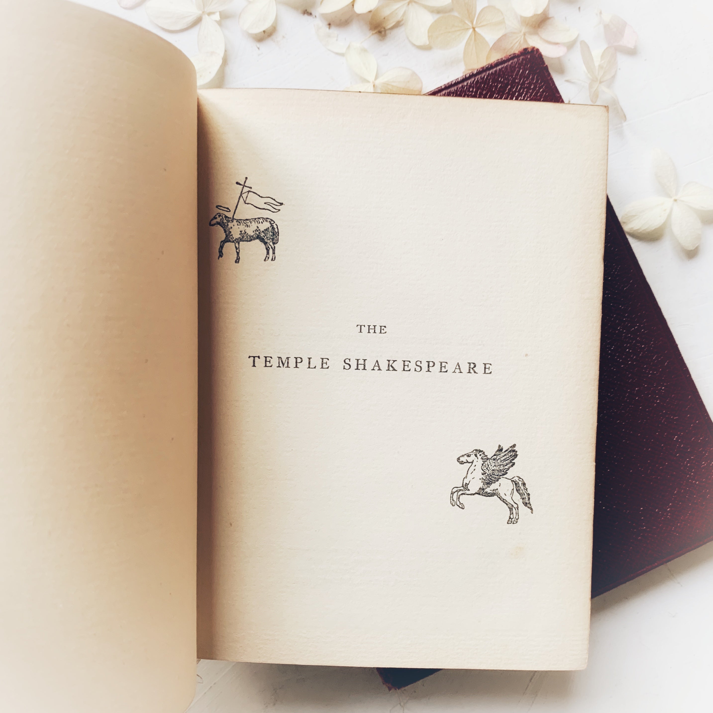 1897-1899 - The Temple Shakespeare Collection – Honey Bee Mill