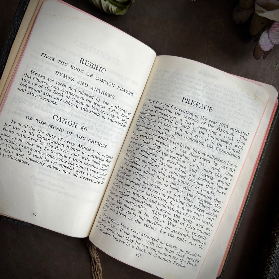 1929,1920 - The Book of Common Prayer & The Hymnal